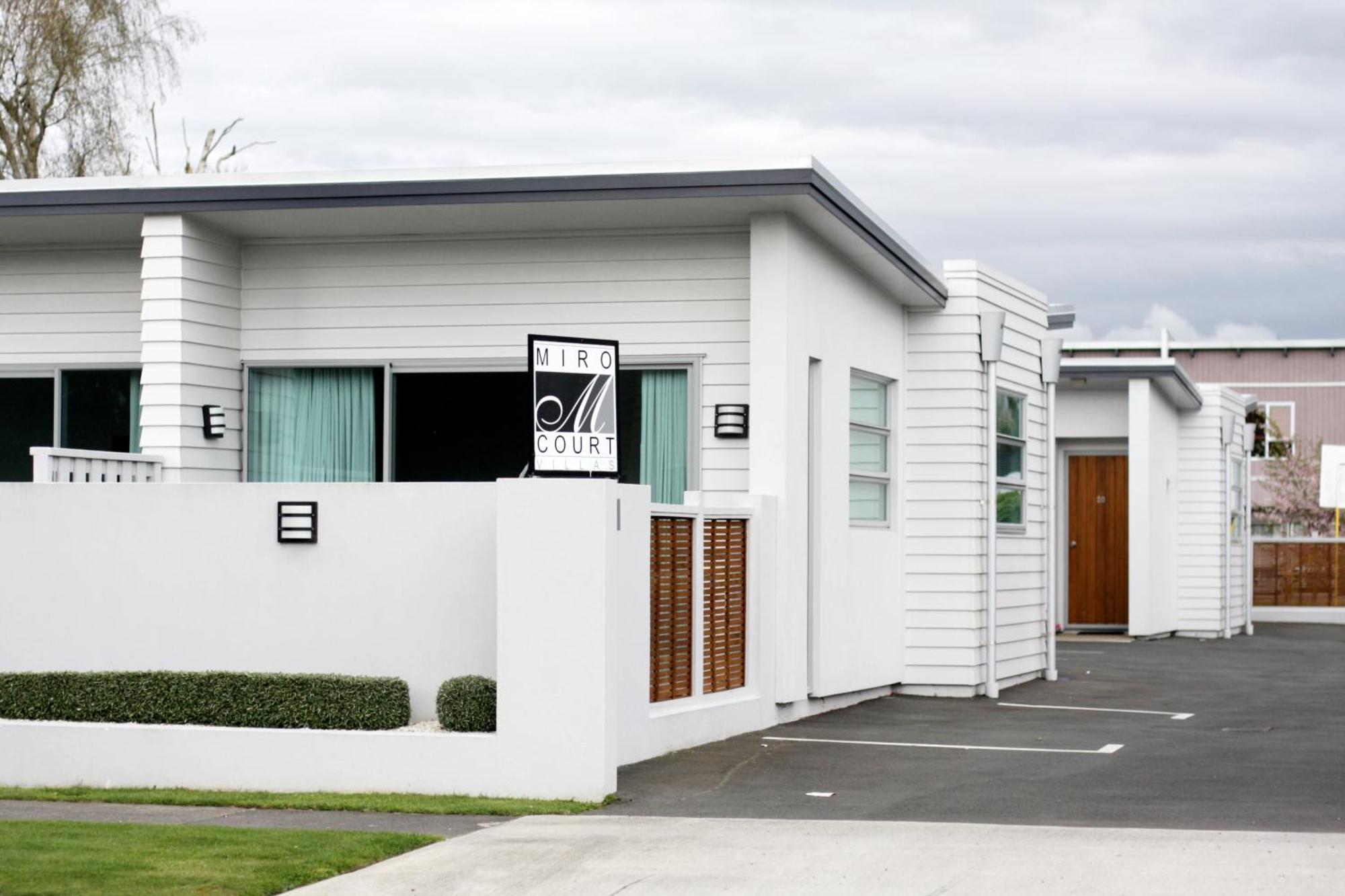 Broadway Motel & Miro Court Villas มาทามาท่า ภายนอก รูปภาพ